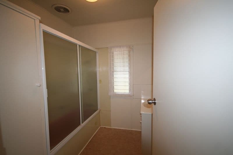 114 Kroombit Street, BILOELA QLD 4715, Biloela - Thumbnail 7