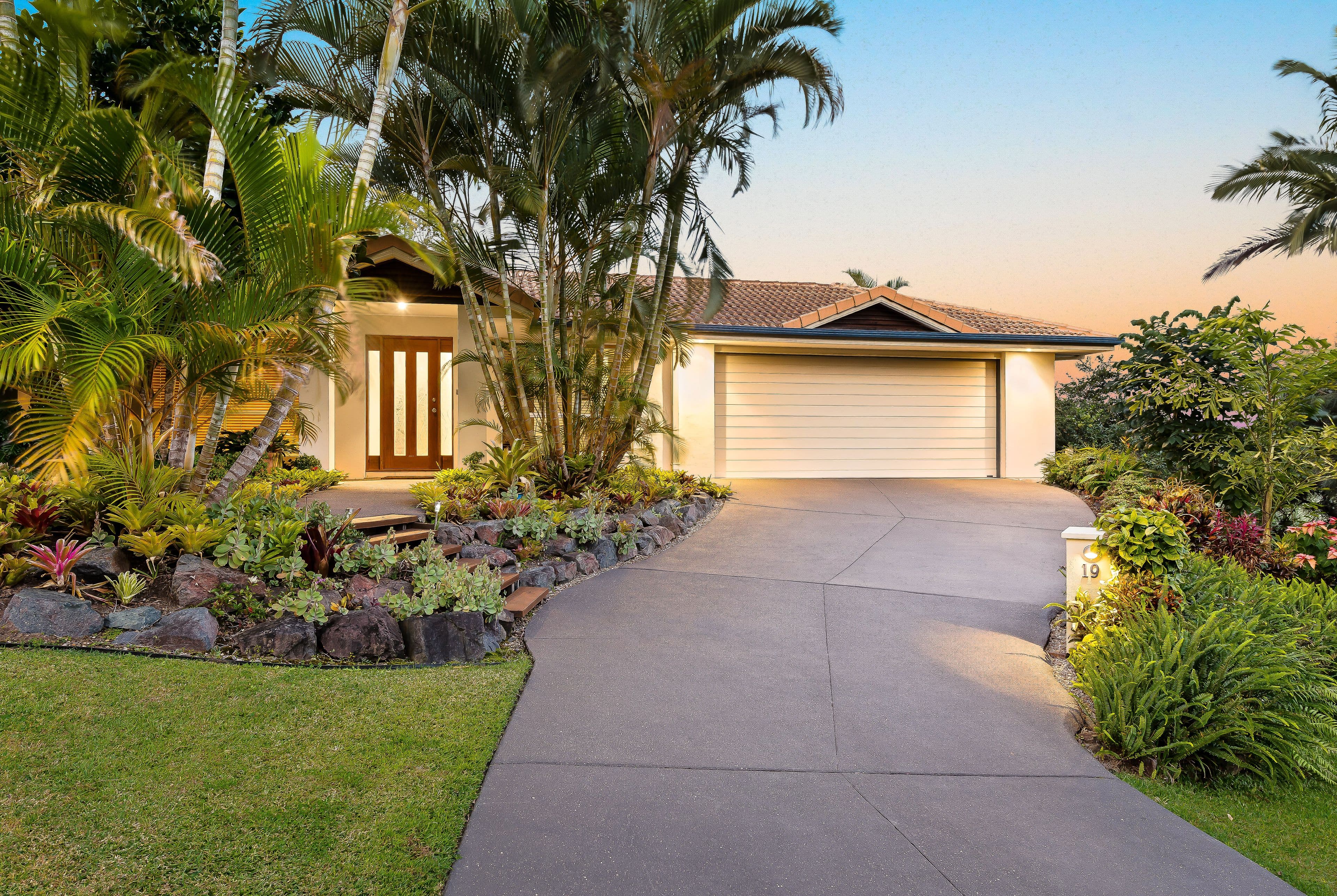 19 Barnes Drive, Buderim QLD 4556, Buderim - Thumbnail 2