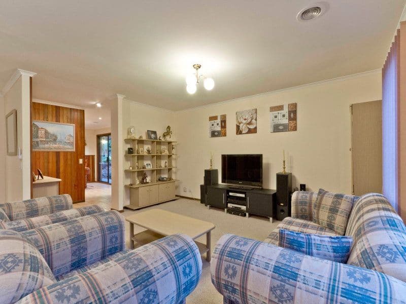 75 Raphael Crescent, FRANKSTON VIC 3199, Frankston - Thumbnail 5