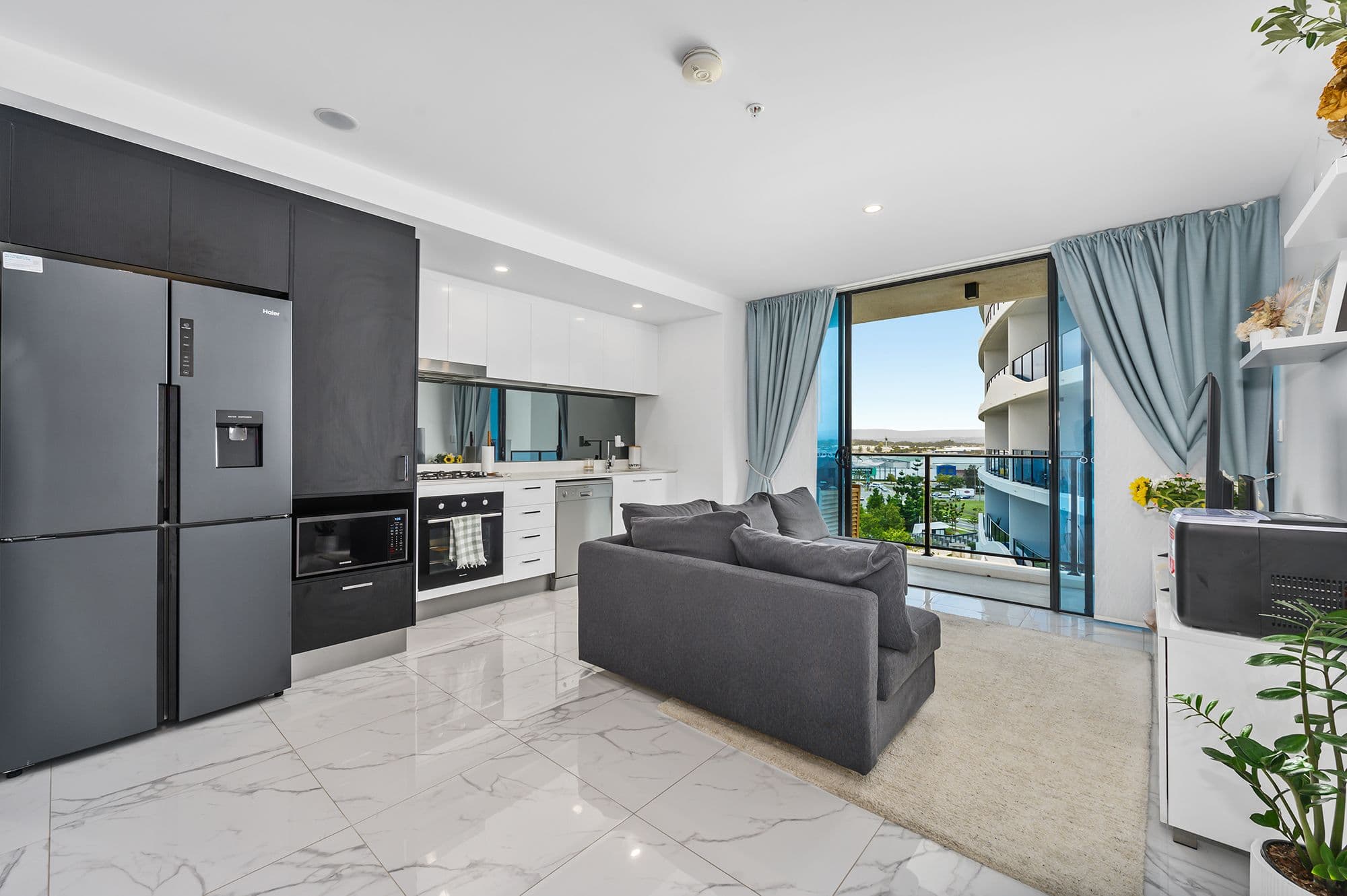 5 Harbour Side Court, Biggera Waters QLD 4216, Biggera Waters - Image 1