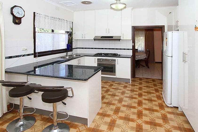 30 Heather Avenue, THOMASTOWN VIC 3074, Thomastown - Thumbnail 2