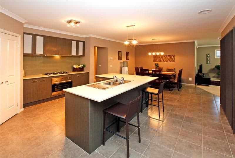 15 Basilica Vista, MERNDA VIC 3754, Mernda - Thumbnail 2