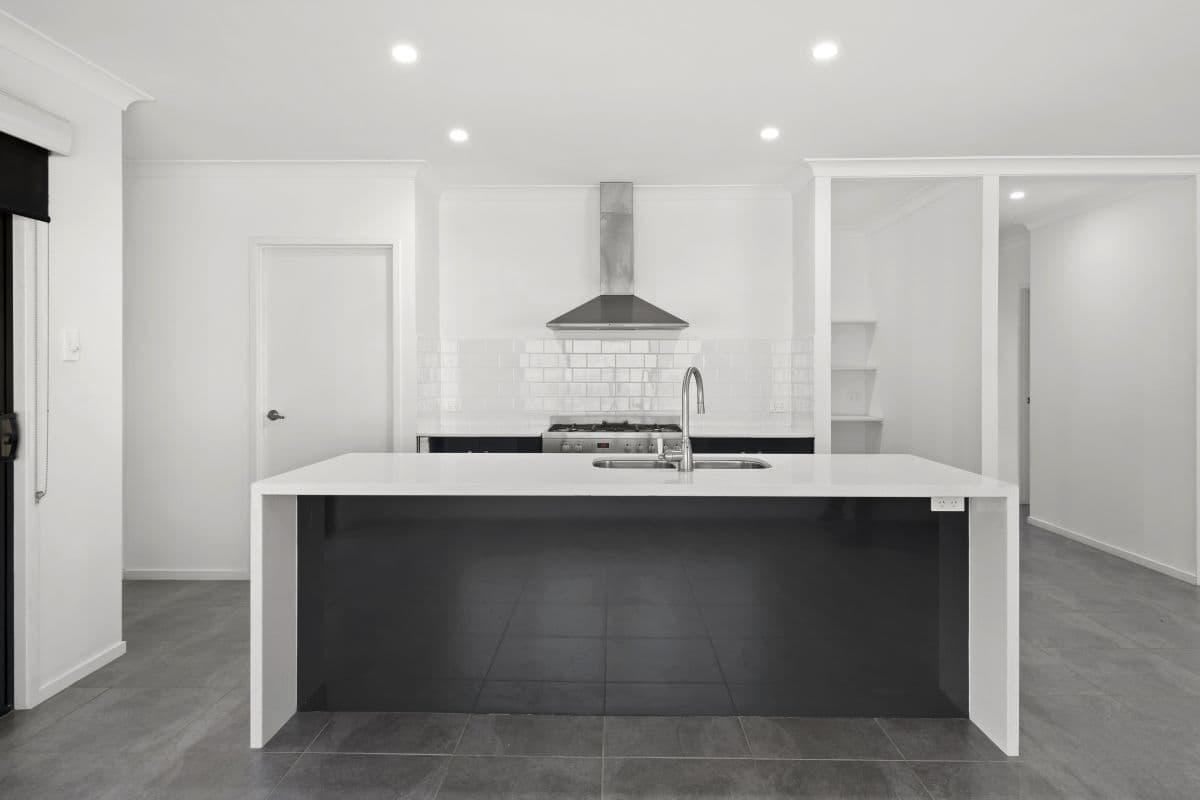 37 Willis Road, Meringandan West QLD 4352, Meringandan West - Thumbnail 2
