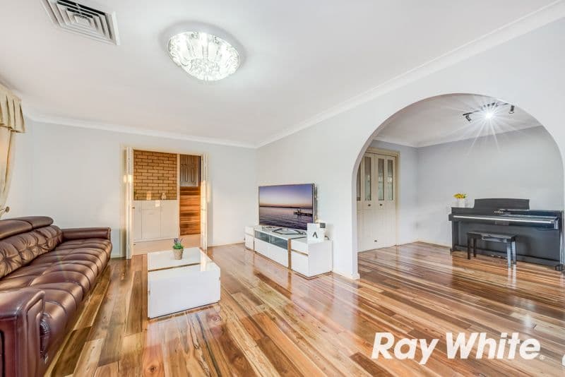 16 Cumberland Avenue, Castle Hill - Thumbnail 3