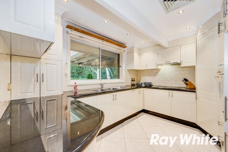 16 Cumberland Avenue, Castle Hill - Thumbnail 4
