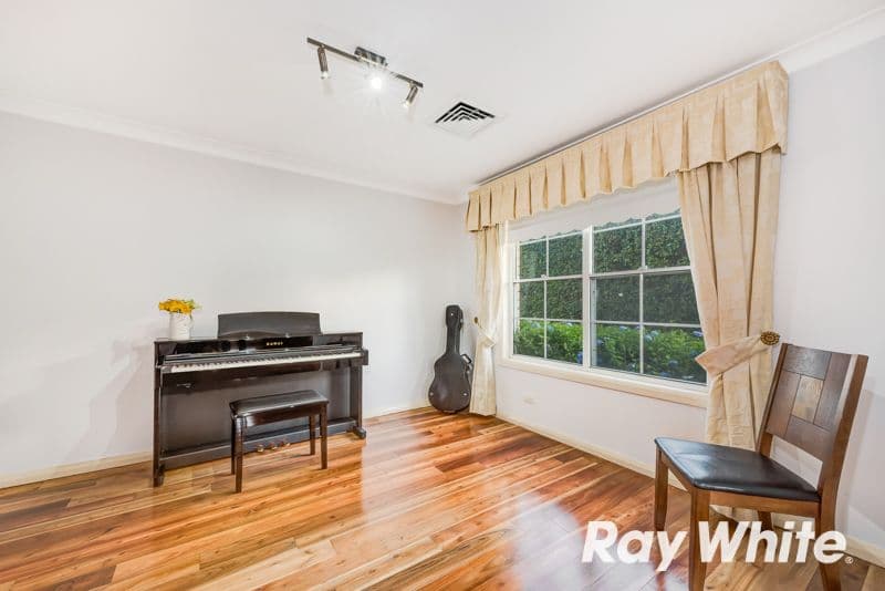 16 Cumberland Avenue, Castle Hill - Thumbnail 6
