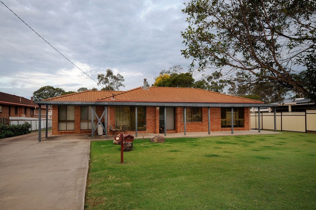 10 Kensington Drive, Withcott QLD 4352, Withcott - Image 1