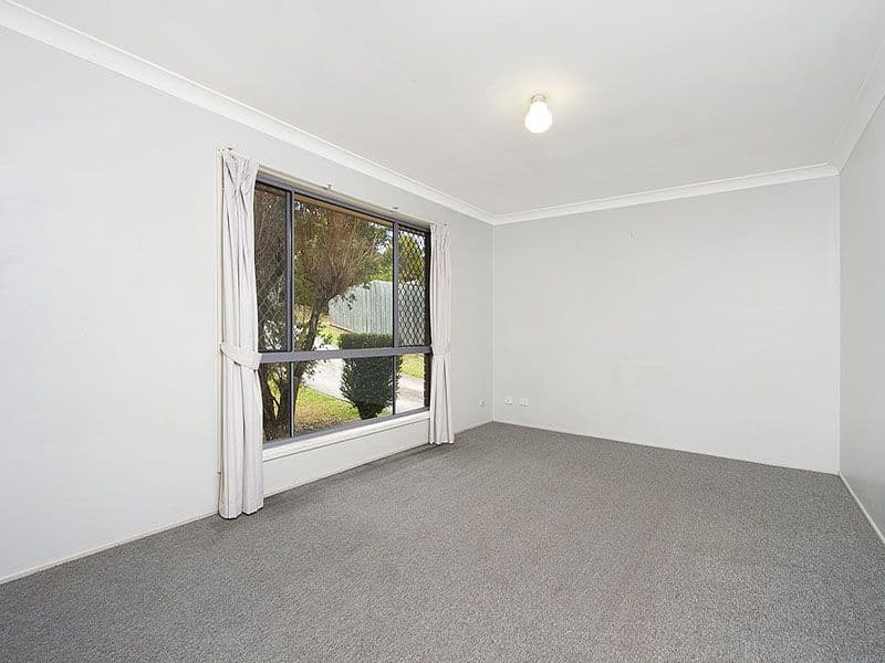 14 Hinchcliffe Street, TANAH MERAH QLD 4128, Tanah Merah - Thumbnail 4