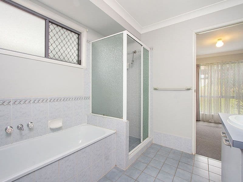14 Hinchcliffe Street, TANAH MERAH QLD 4128, Tanah Merah - Thumbnail 6