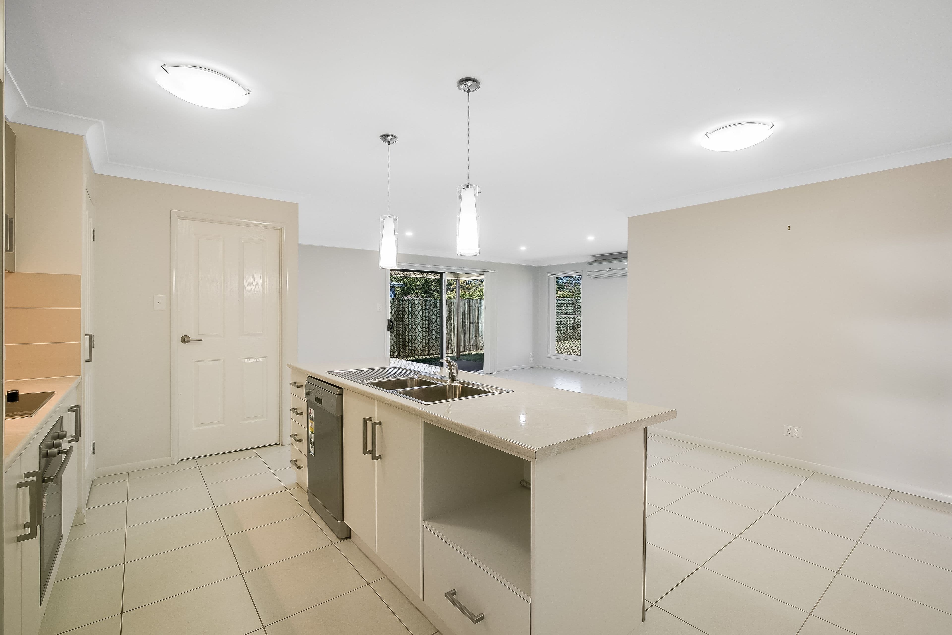 61 Entabeni Drive, Kearneys Spring QLD 4350, Kearneys Spring - Thumbnail 4