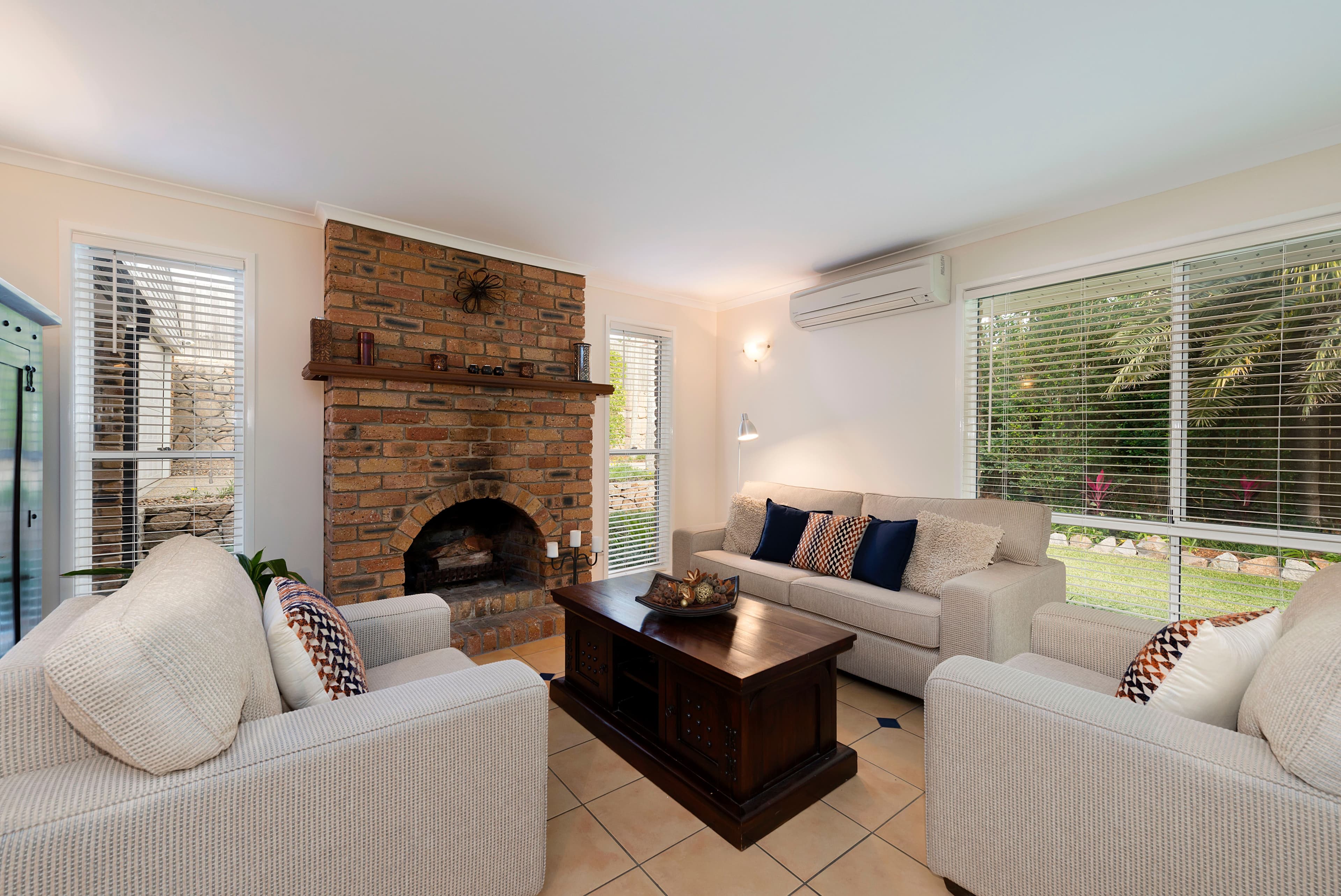 8 Wattletree Place, The Gap QLD 4061, The Gap - Thumbnail 2