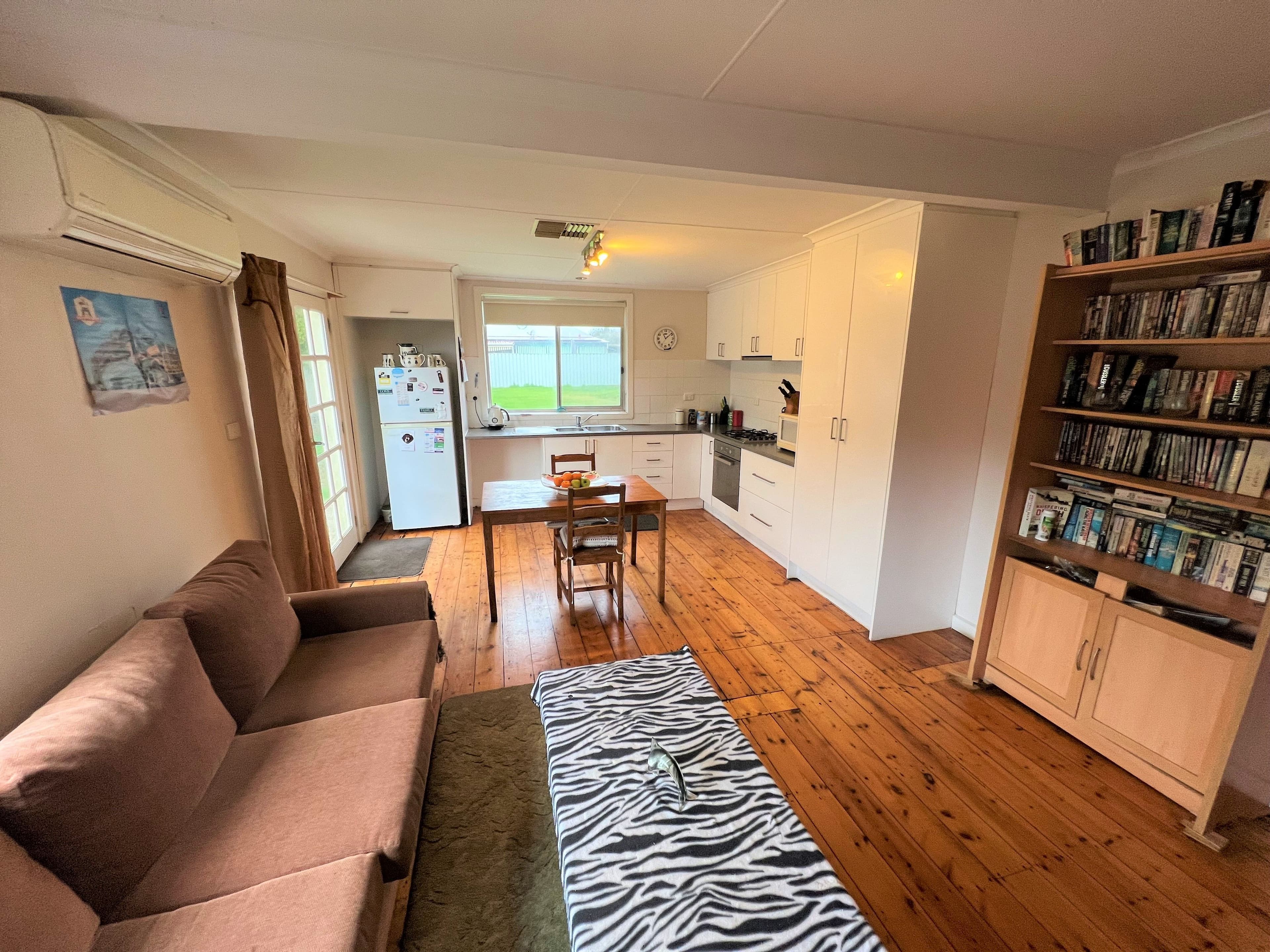 104 Hunter Street, Deniliquin NSW 2710, Deniliquin - Thumbnail 2