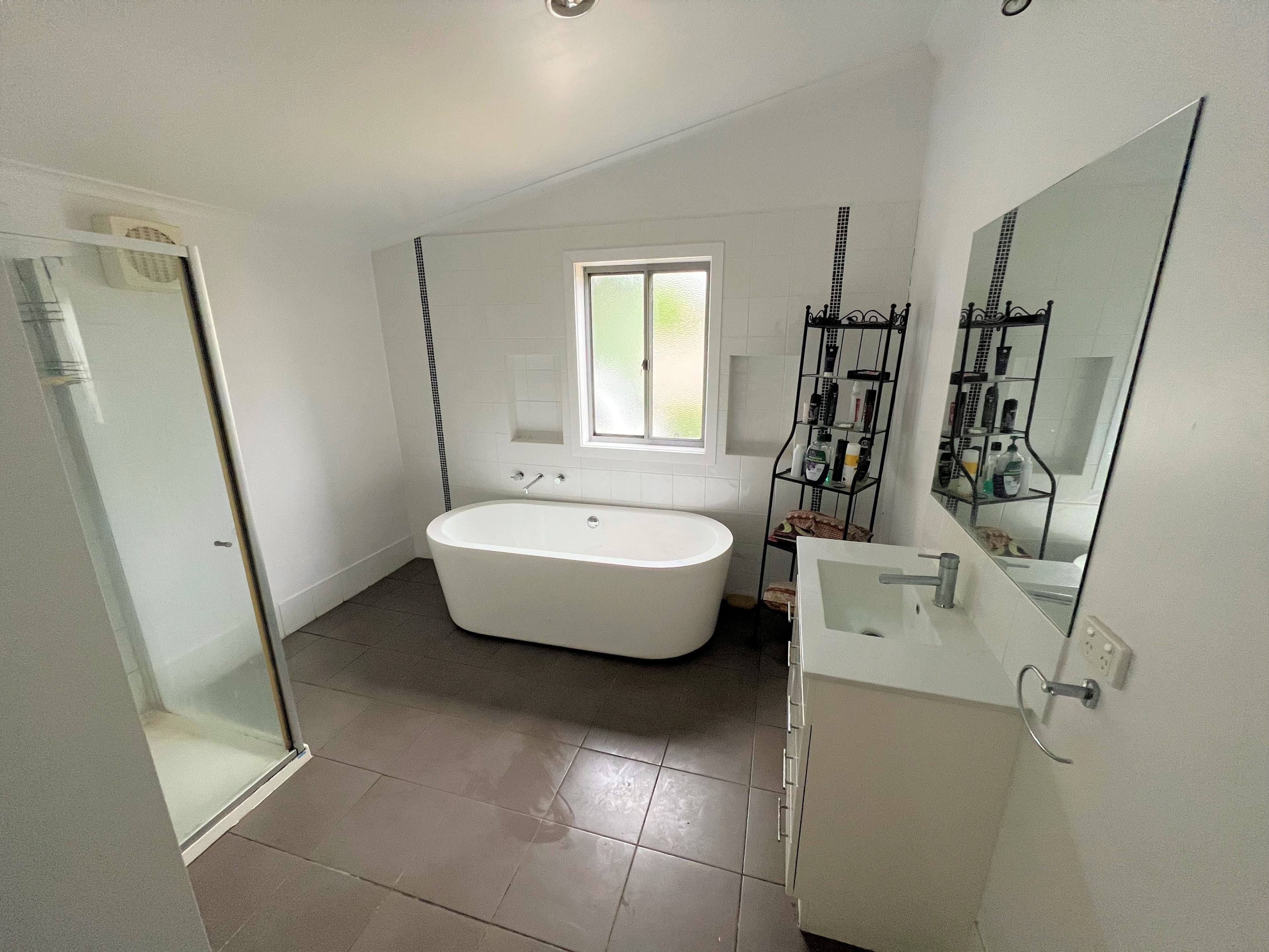 104 Hunter Street, Deniliquin NSW 2710, Deniliquin - Thumbnail 3