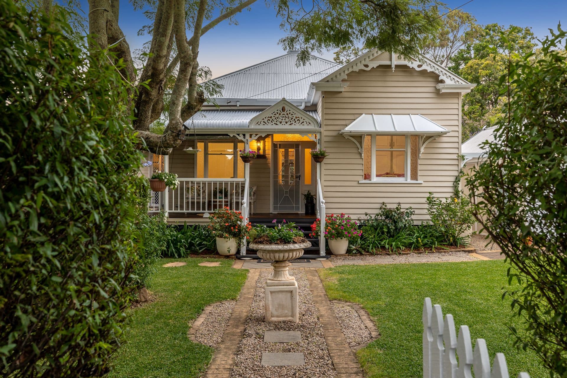 46 Anzac Avenue, Newtown QLD 4350, Newtown - Thumbnail 2