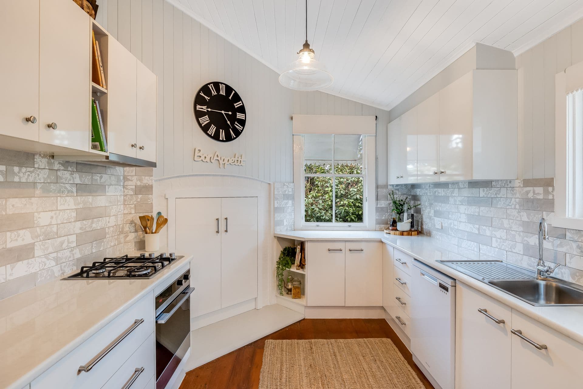 46 Anzac Avenue, Newtown QLD 4350, Newtown - Thumbnail 8