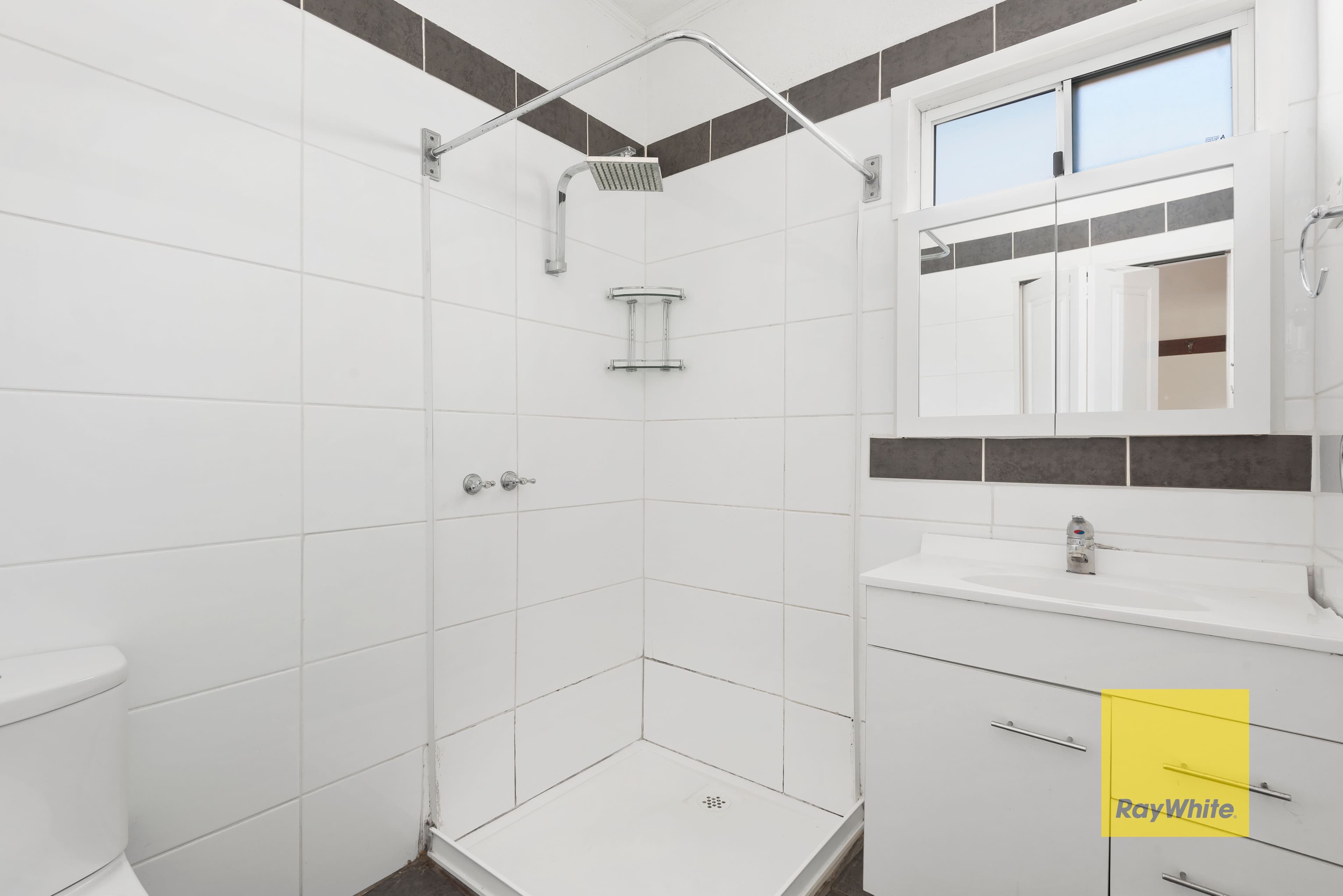 22 Osborne Avenue, North Geelong VIC 3215, North Geelong - Thumbnail 7
