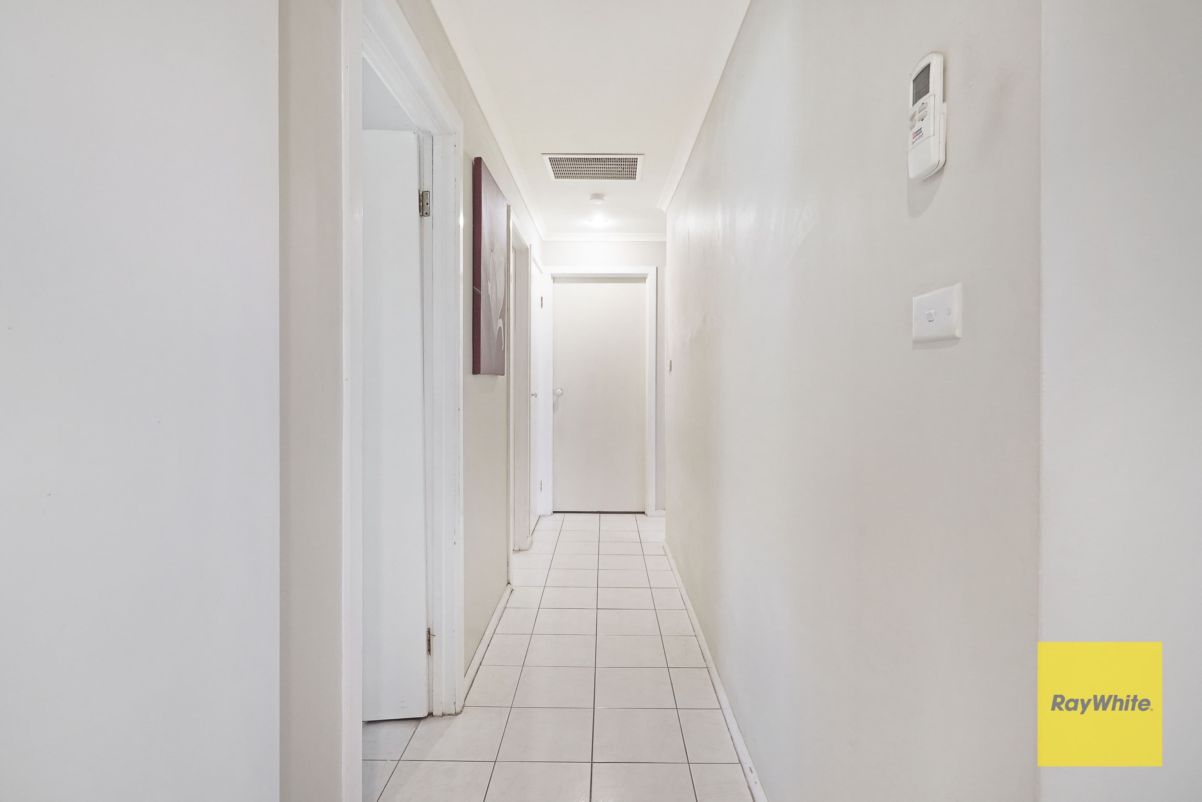 14 Tallong Court, Hoppers Crossing VIC 3029, Hoppers Crossing - Thumbnail 2