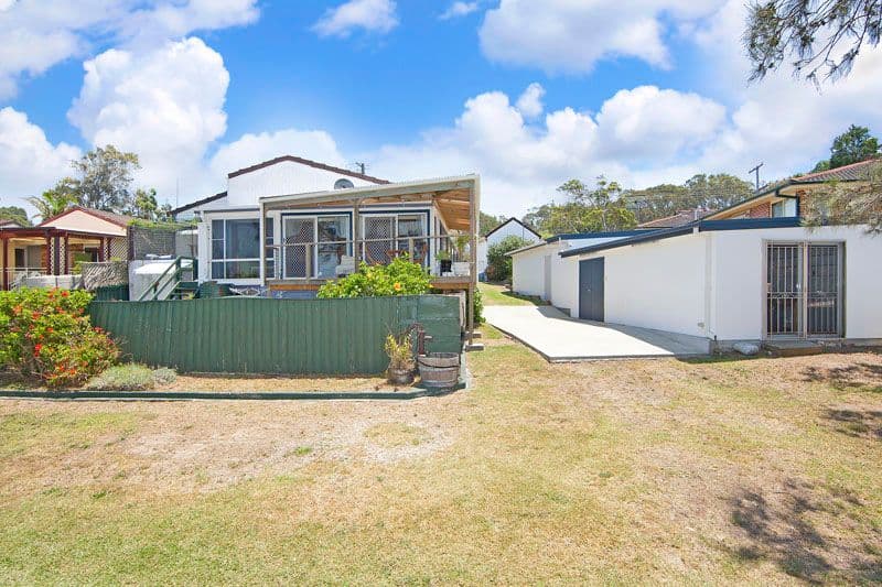 46 Marks Road, GOROKAN NSW 2263, Gorokan - Thumbnail 2