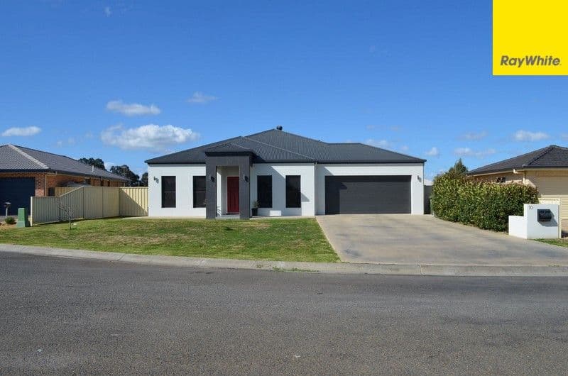 10 Dunstan Close, Forbes - Image 1