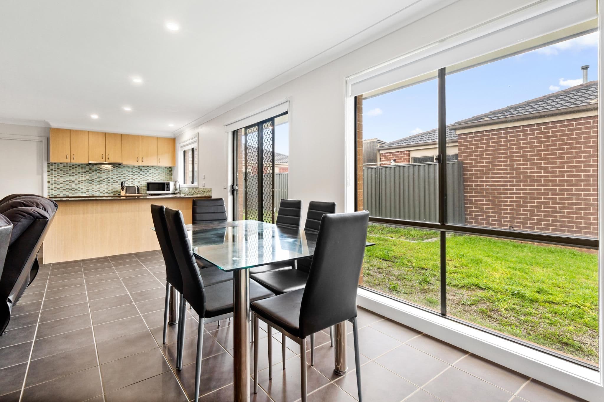 36 Pomegranate Way, Pakenham VIC 3810, Pakenham - Thumbnail 4