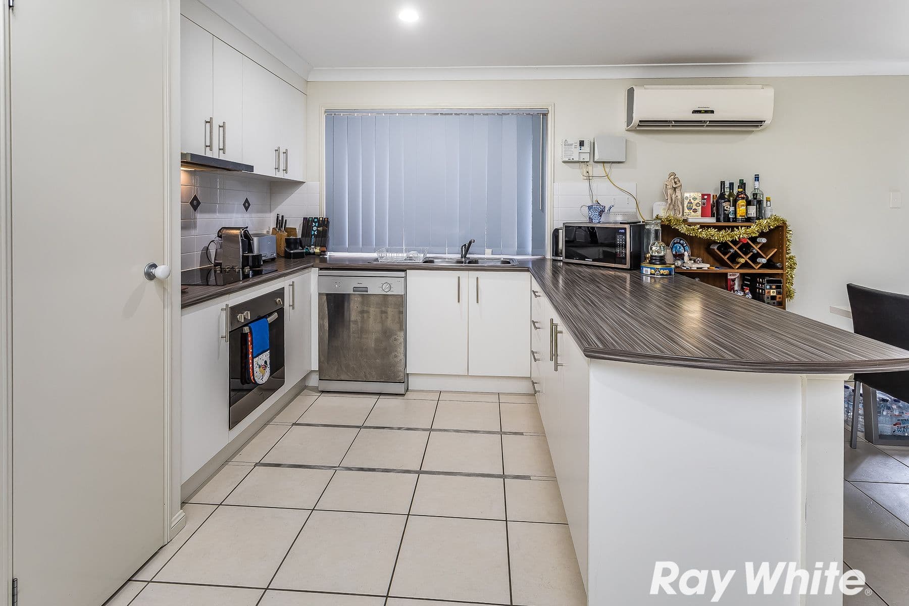 5 Adam Court, Kallangur QLD 4503, Kallangur - Thumbnail 2