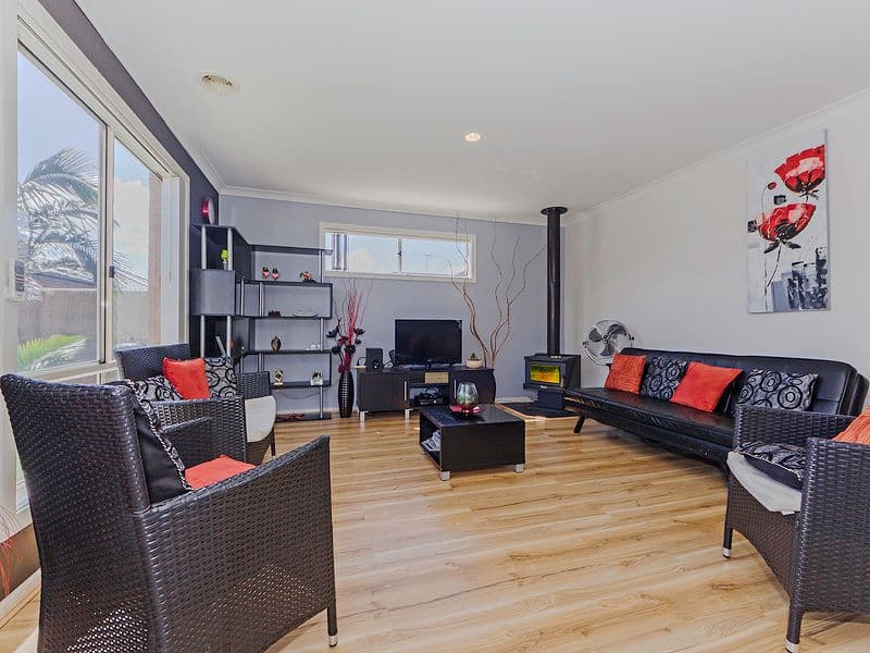 34 Andie Way, Tarneit VIC 3029, Tarneit - Thumbnail 3