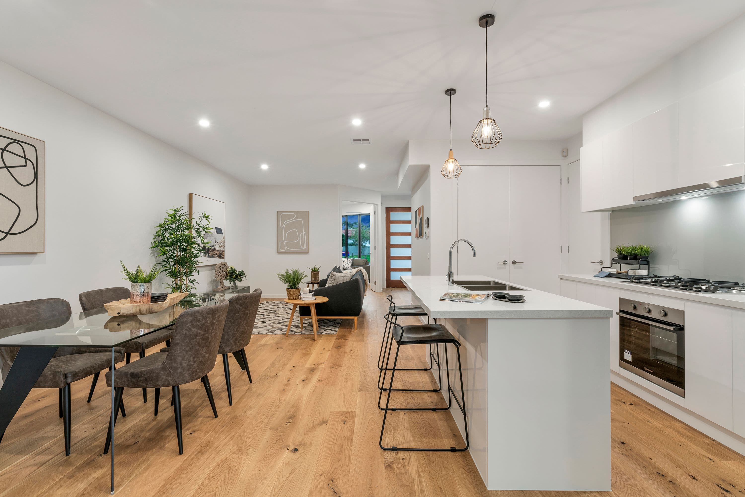 97 Somerset Drive, Dandenong North VIC 3175, Dandenong North - Thumbnail 2