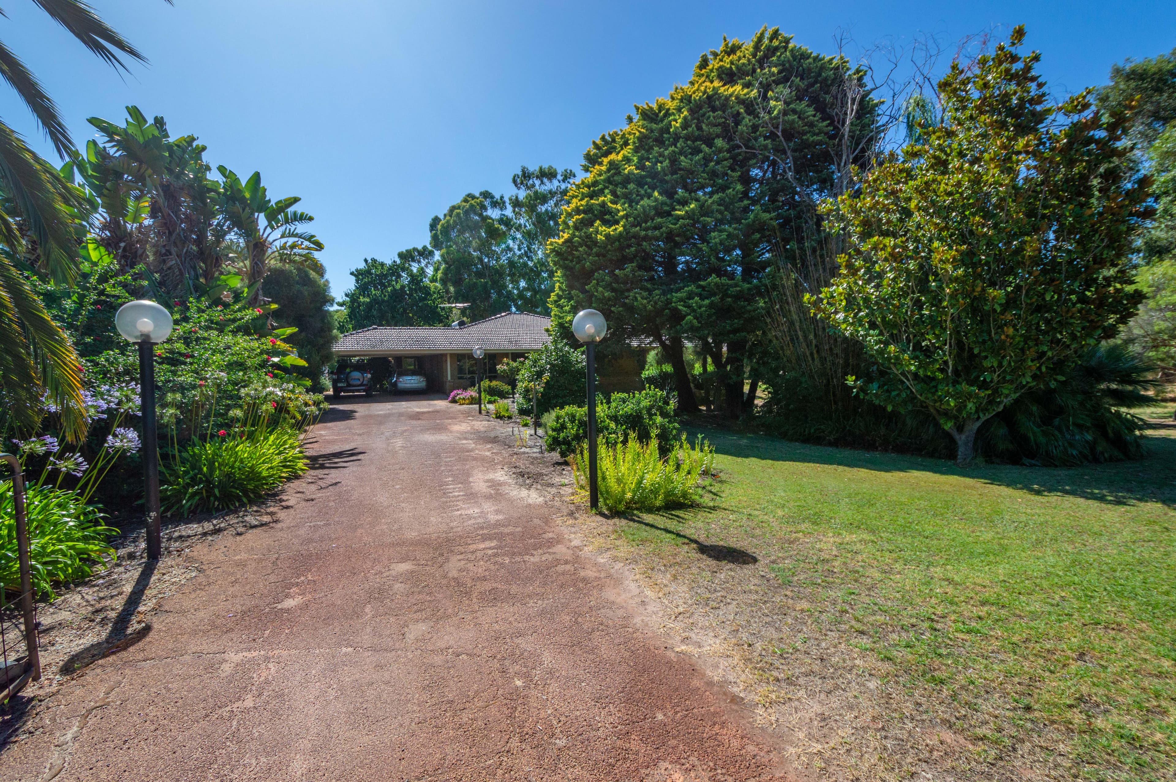 10 Clubhouse Lane, GNANGARA WA 6077, Gnangara - Thumbnail 2