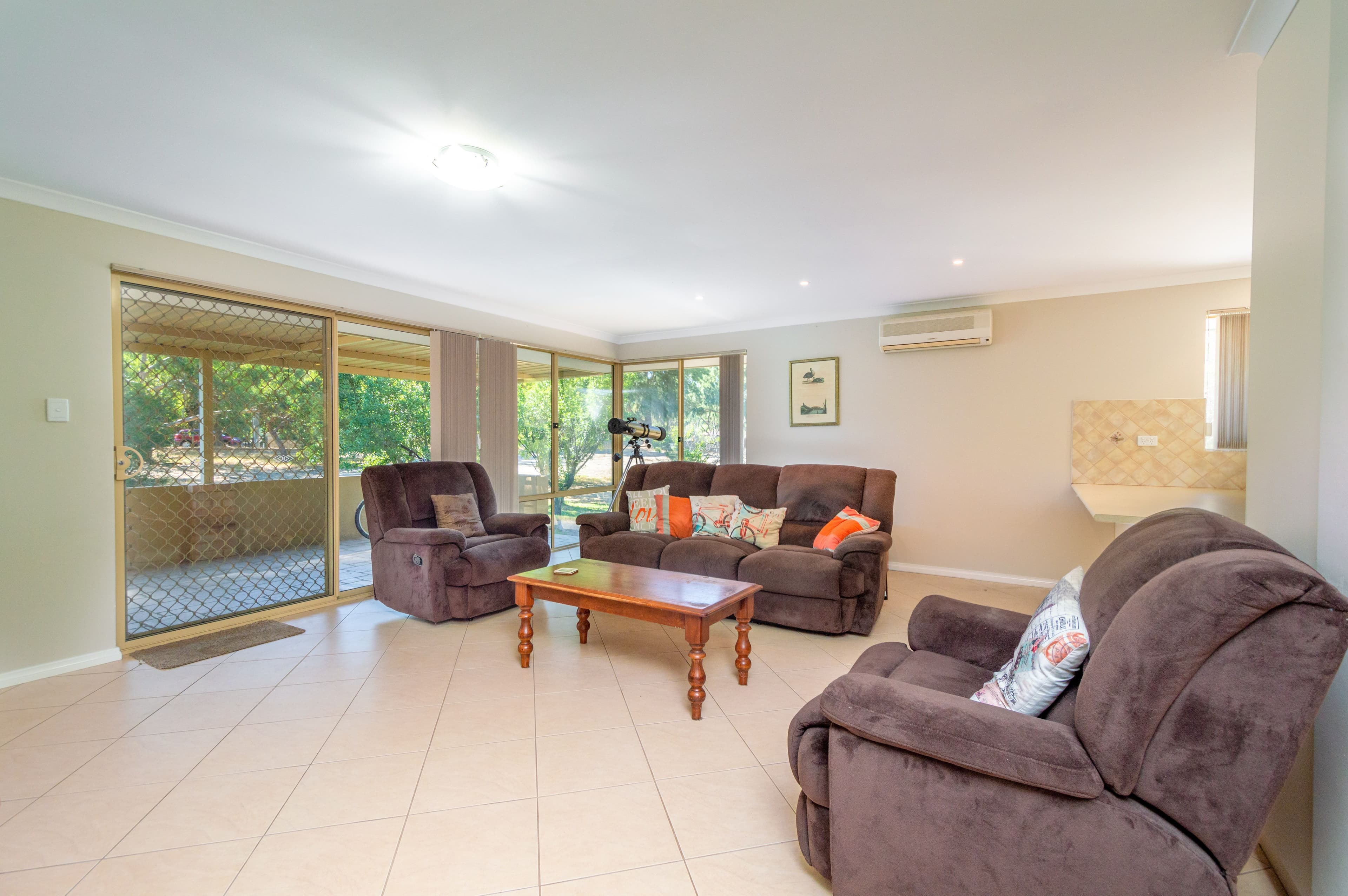 10 Clubhouse Lane, GNANGARA WA 6077, Gnangara - Thumbnail 8