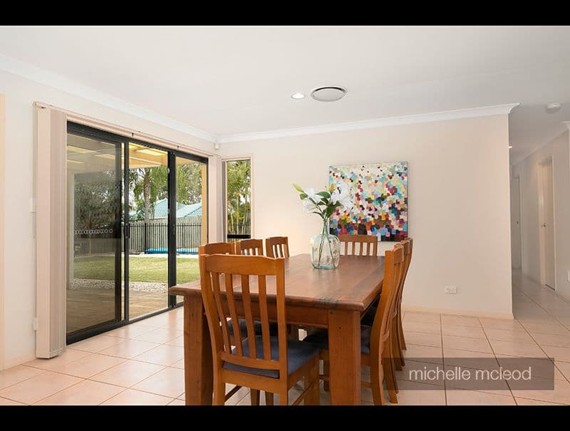 6 Summerfield Place, Kenmore QLD 4069, Kenmore - Thumbnail 2