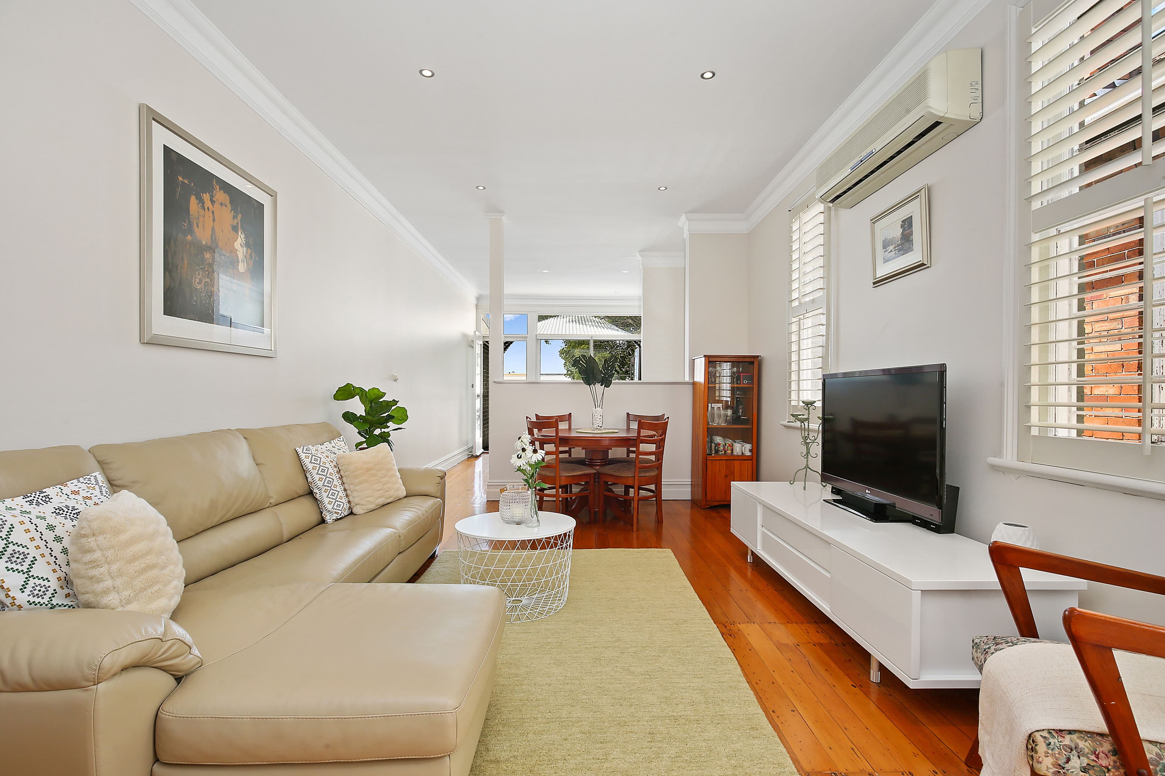 112 Corunna Road, Stanmore - Thumbnail 4