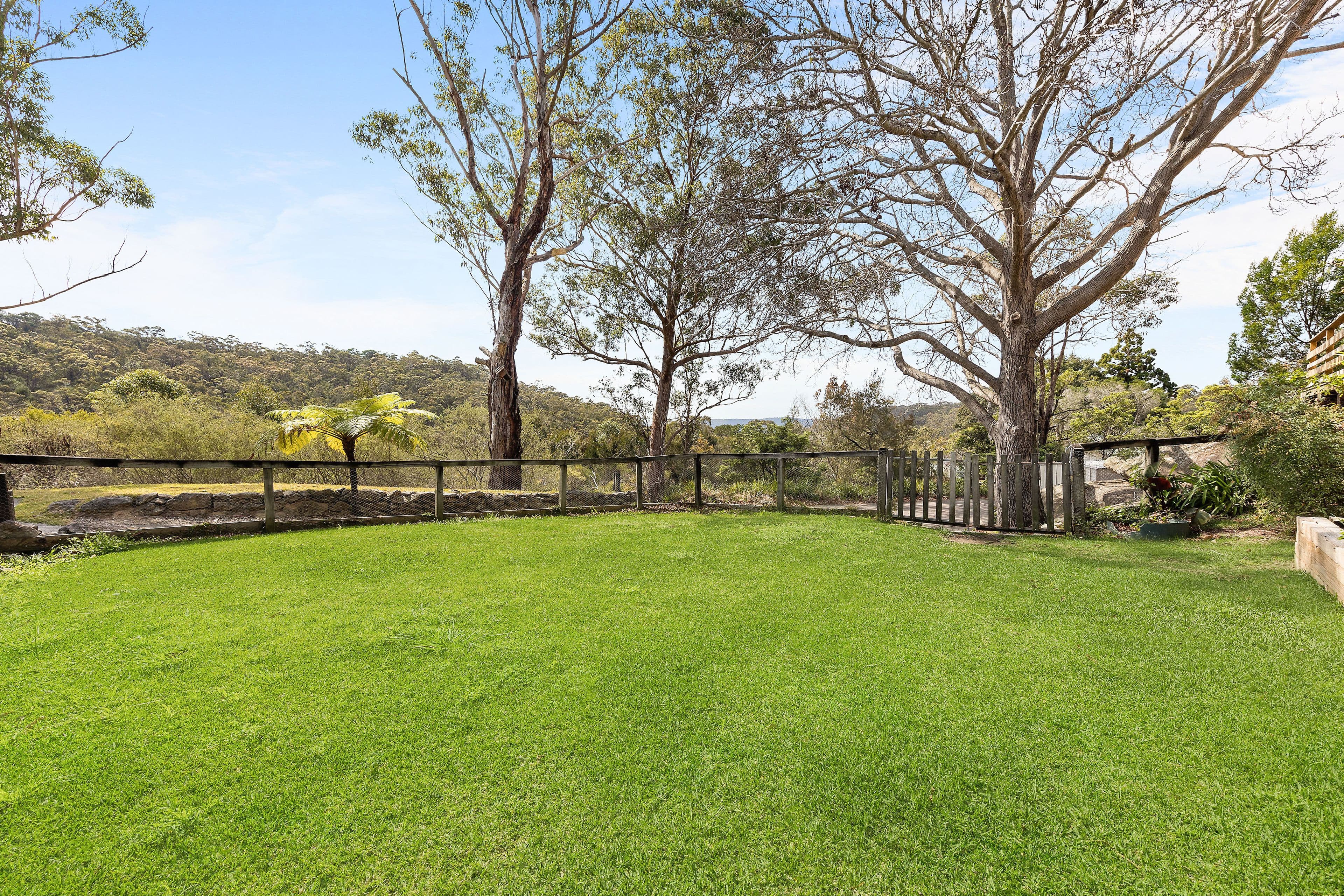 27 Seaview Street, Mount Kuring-Gai NSW 2080, Mount Kuring-Gai - Thumbnail 5