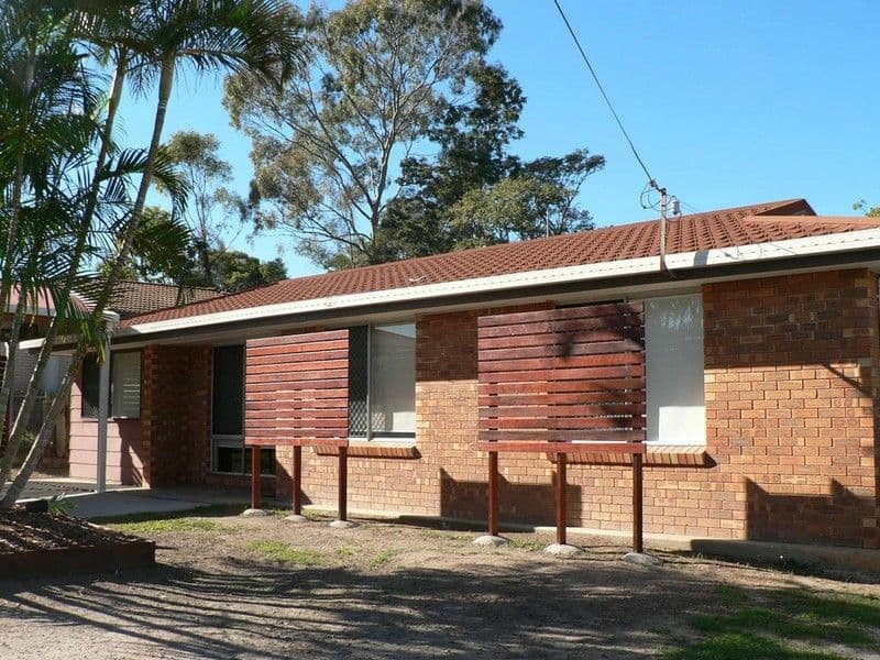 87 Booth Avenue, TANNUM SANDS QLD 4680, Tannum Sands - Thumbnail 2