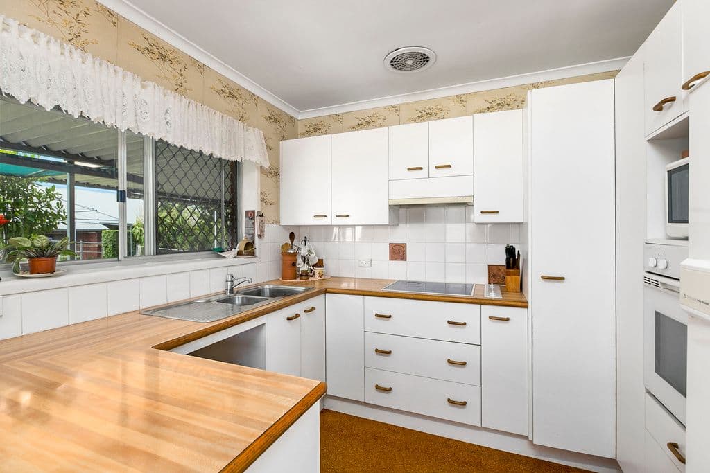 128 Ainsworth Street, Salisbury QLD 4107, Salisbury - Thumbnail 5