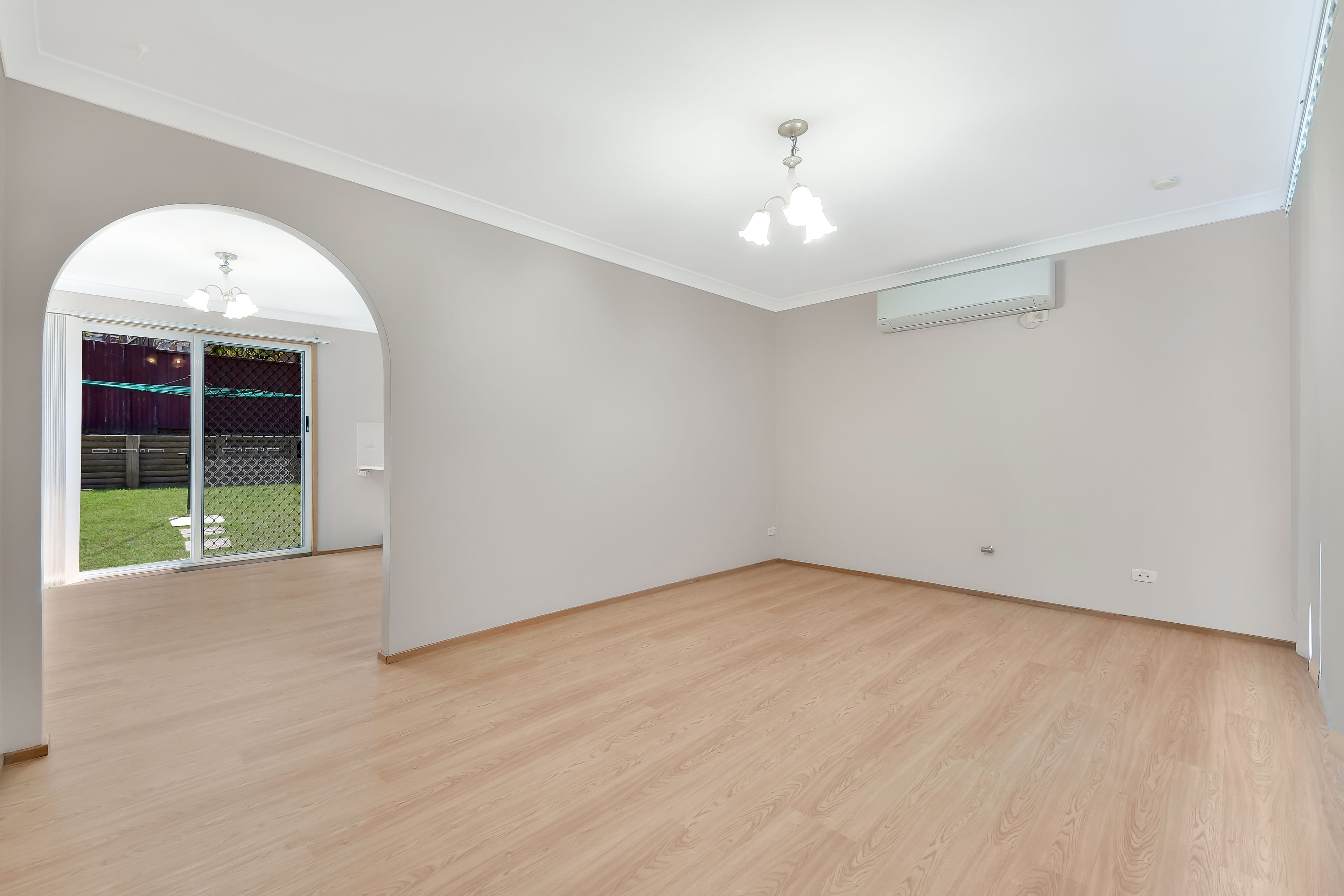 10 Glenella Way, Minto - Thumbnail 3