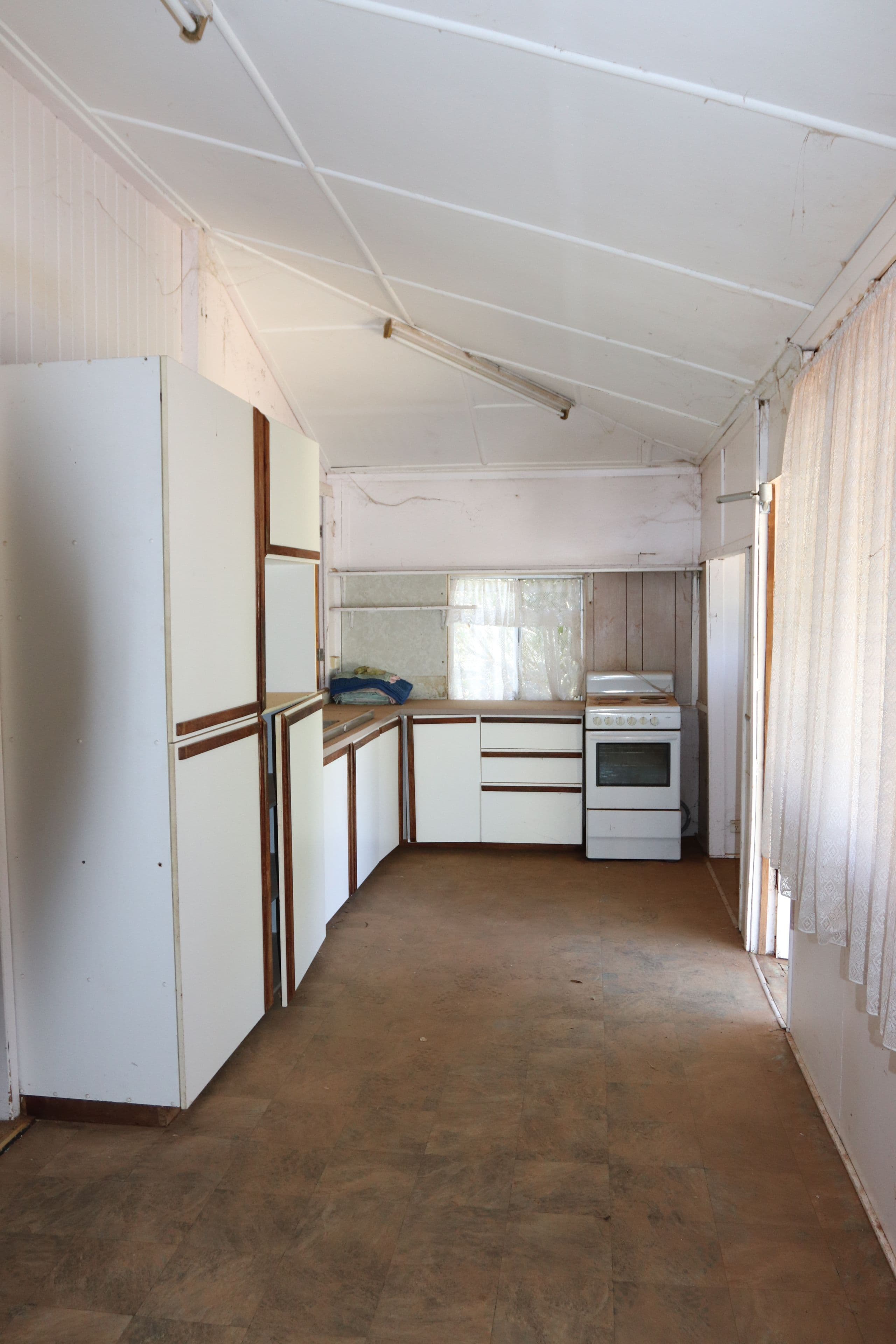 130 Parry Street, Charleville QLD 4470, Charleville - Thumbnail 2
