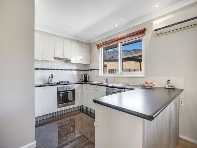6 Reid Court, Mornington VIC 3931, Mornington - Thumbnail 2