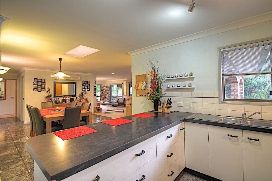 10 Wilton Court, Flinders View QLD 4305, Flinders View - Thumbnail 5