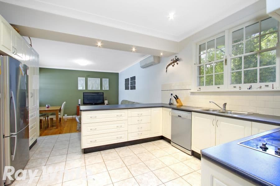 22 Beresford Avenue, BAULKHAM HILLS NSW 2153, Baulkham Hills - Thumbnail 2
