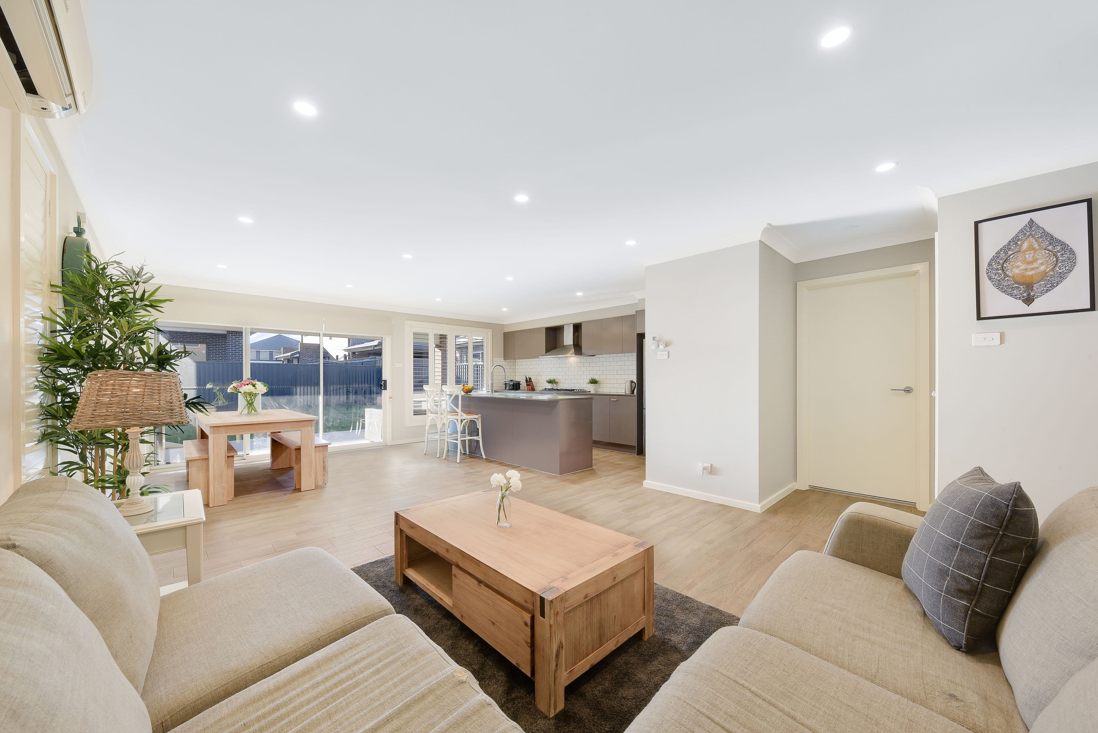 190 Willowdale Drive, Denham Court - Thumbnail 2