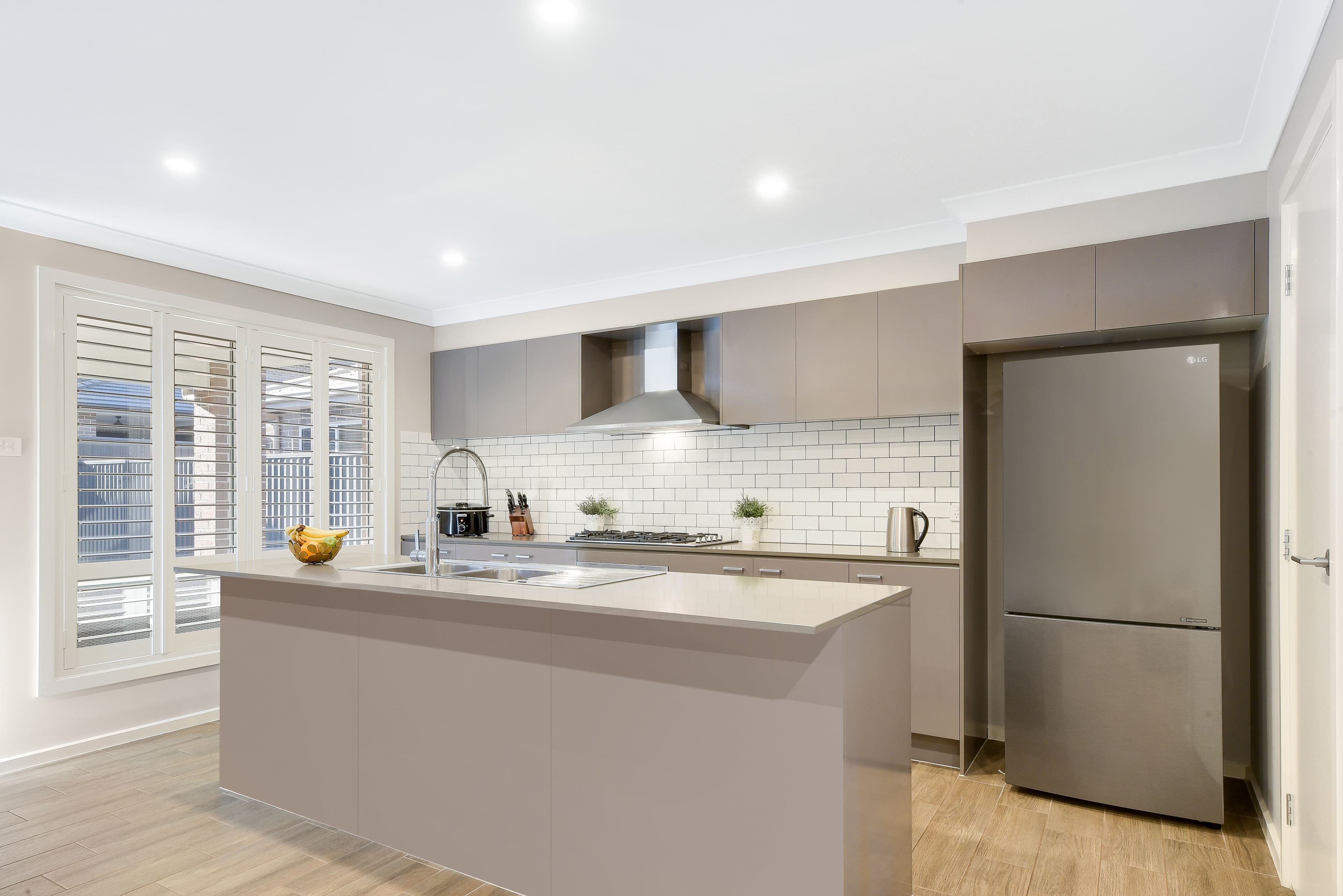 190 Willowdale Drive, Denham Court - Thumbnail 5