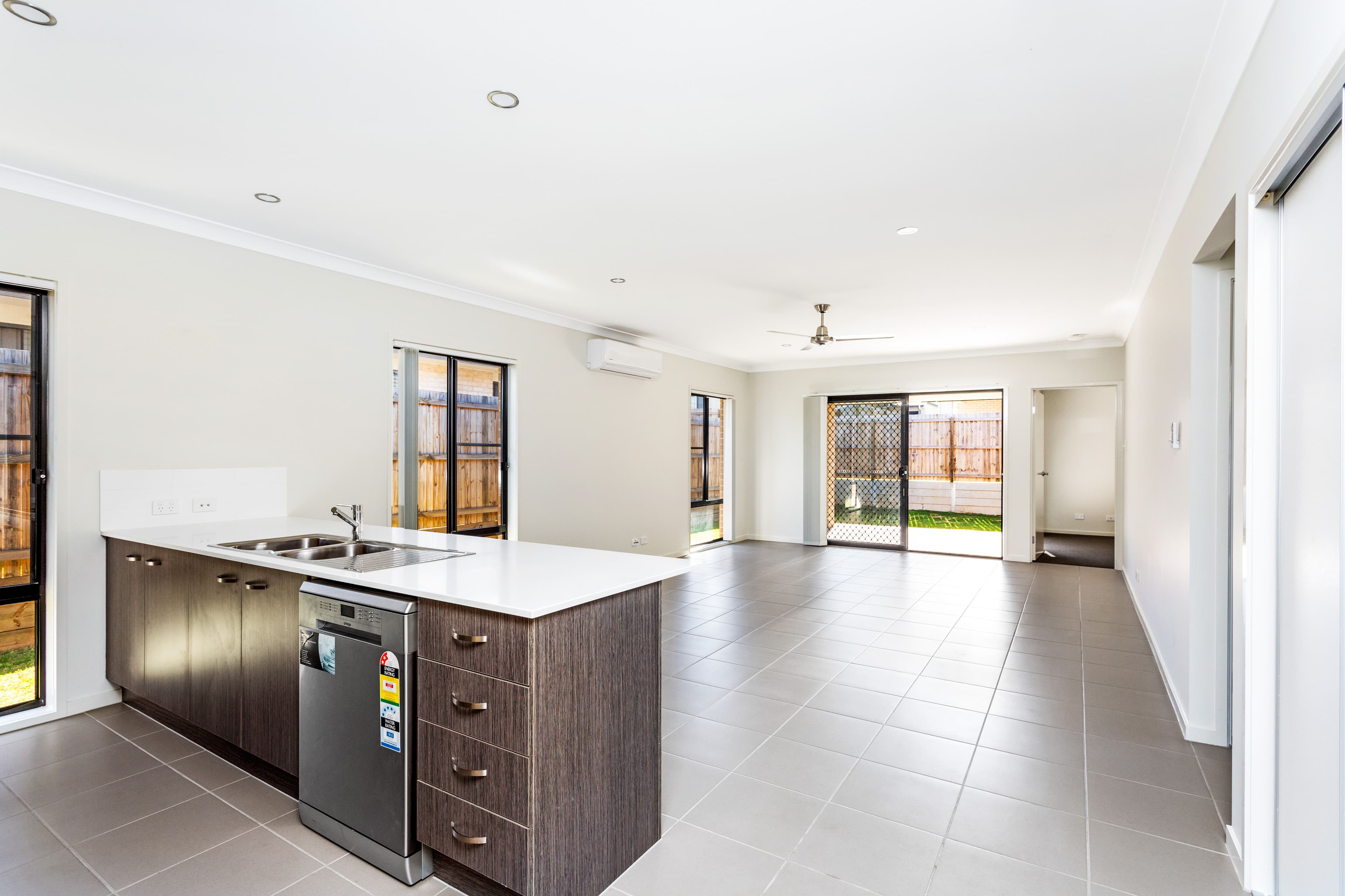 31 Tribeca Circuit, Coomera QLD 4209, Coomera - Thumbnail 5