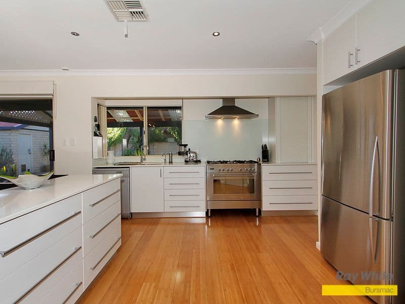 8 The Quarterdeck, BALLAJURA WA 6066, Ballajura - Thumbnail 7