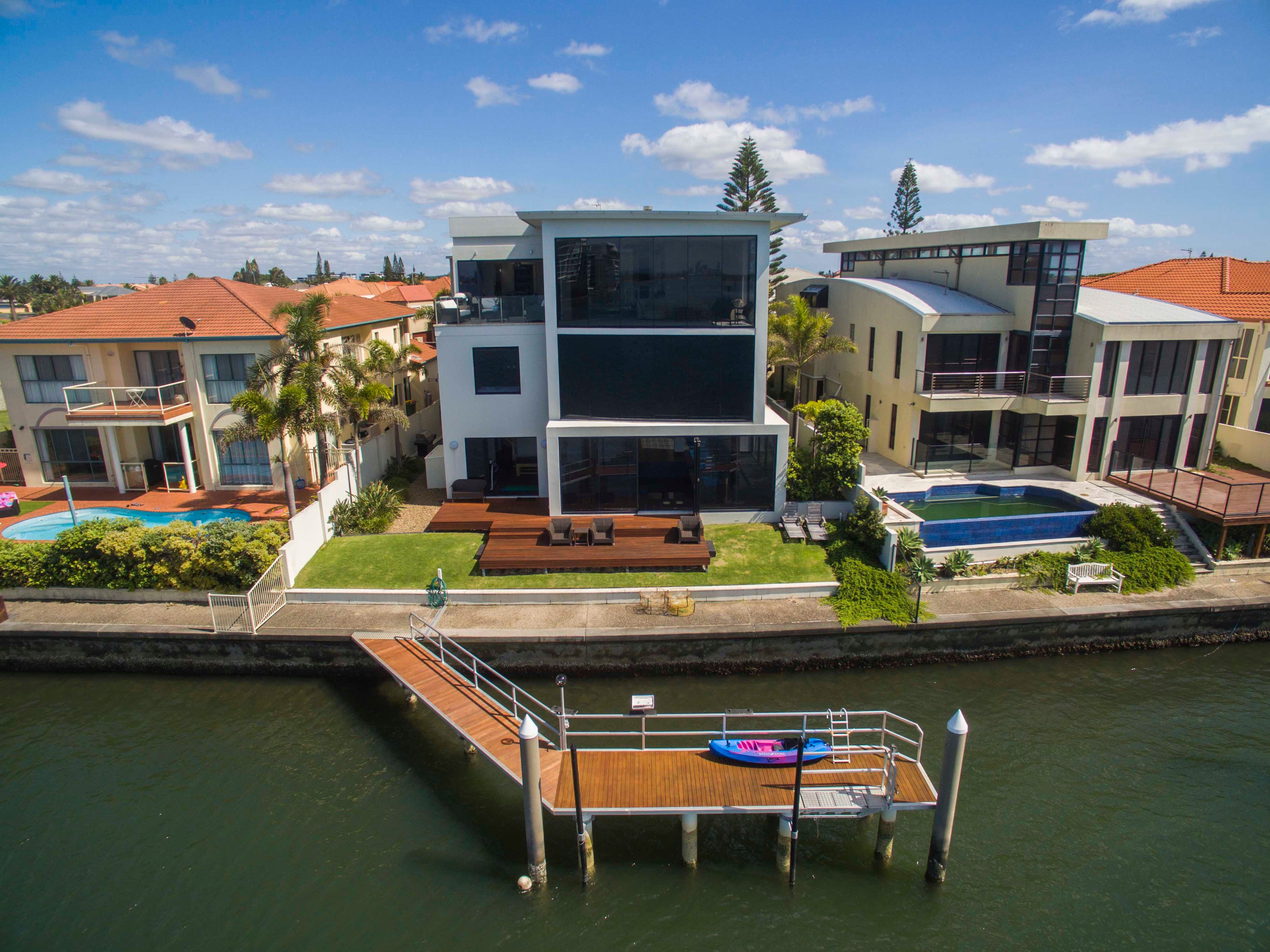 21 King Arthurs Court, Sovereign Islands QLD 4216, Sovereign Islands - Thumbnail 2