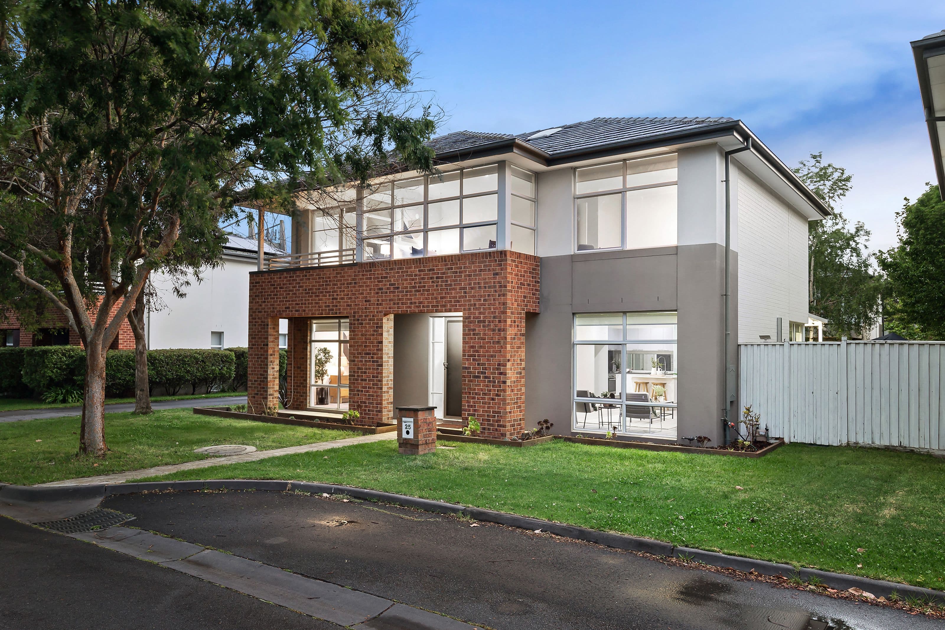 25 Lansdowne Circuit, Mulgrave VIC 3170, Mulgrave - Image 1