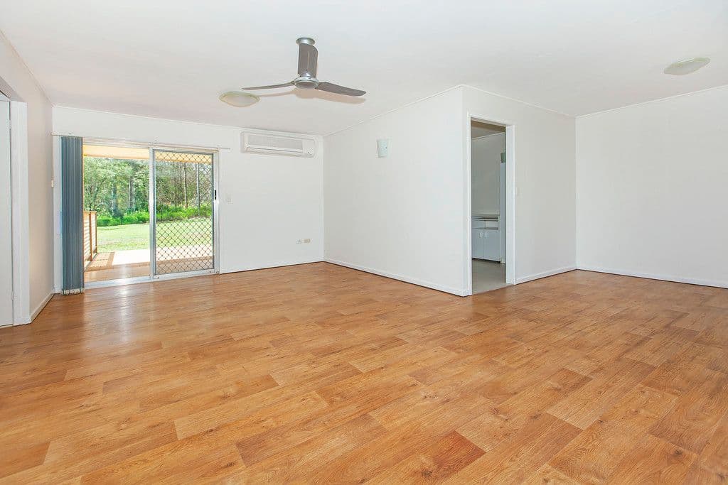 19 Hallett Avenue, Camira QLD 4300, Camira - Thumbnail 4