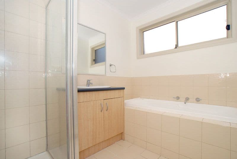 1 Florence Avenue, DONVALE VIC 3111, Donvale - Thumbnail 5
