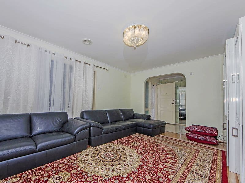166 Tarneit Road, WERRIBEE VIC 3030, Werribee - Thumbnail 5