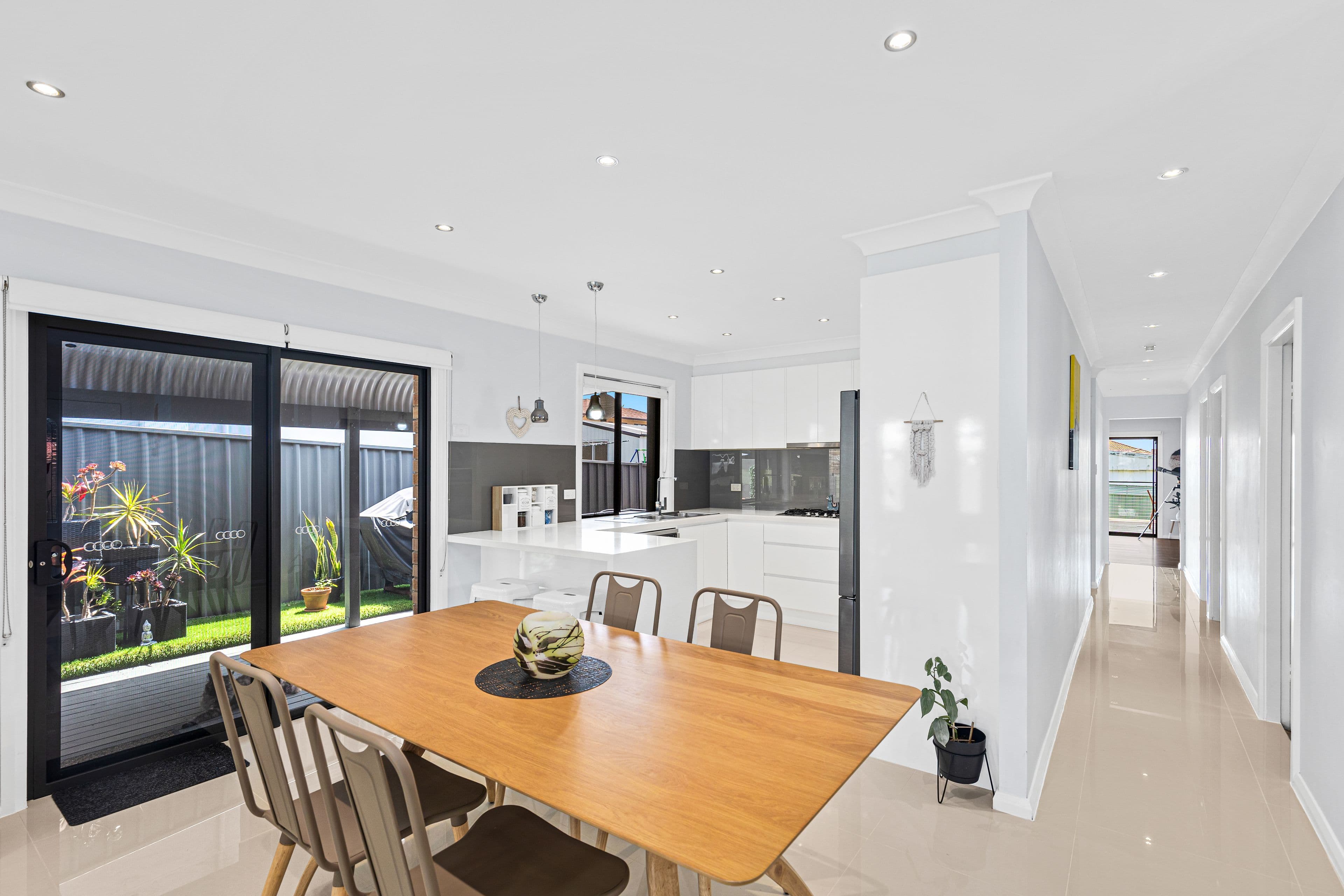 17 Gipps Crescent, Barrack Heights NSW 2528, Barrack Heights - Thumbnail 2