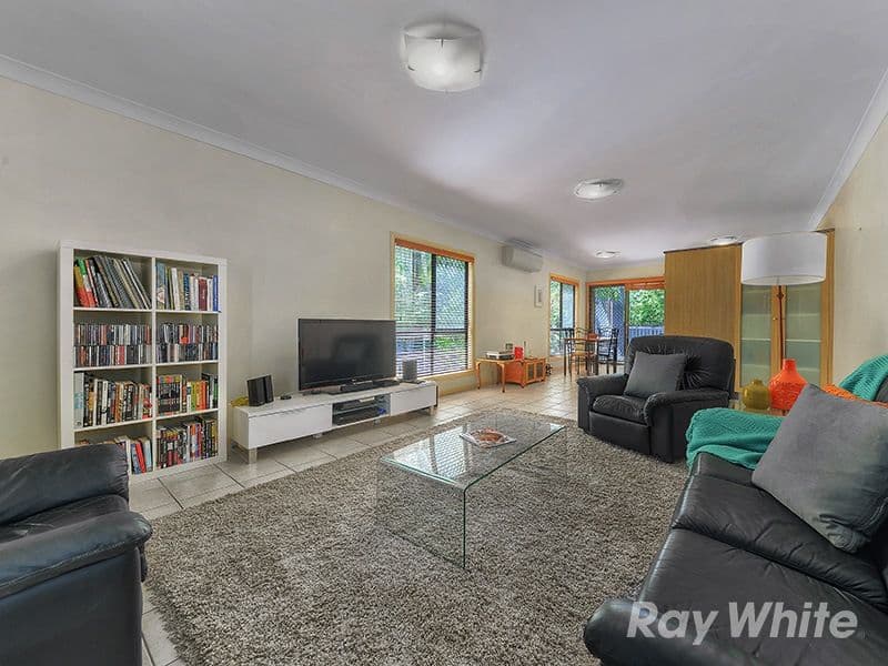 9 Gardiner Street, ALDERLEY QLD 4051, Alderley - Thumbnail 2